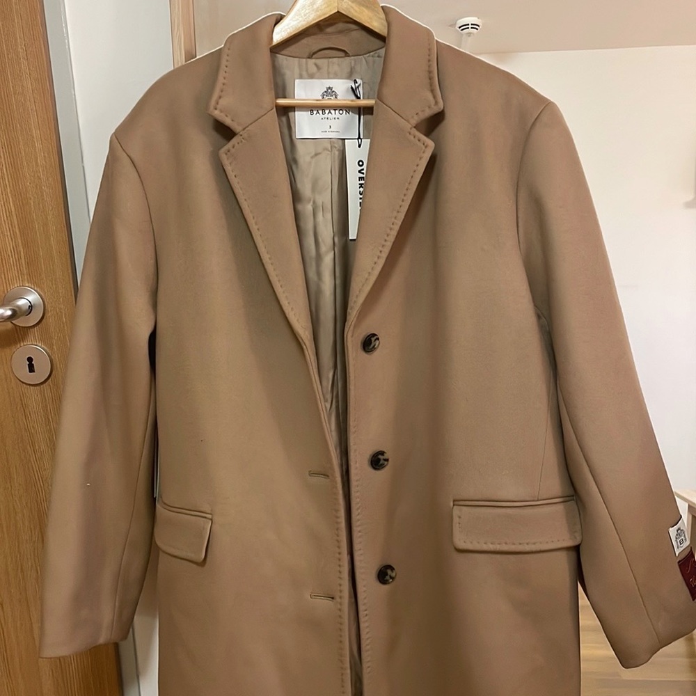 ARITZIA COAT NWT